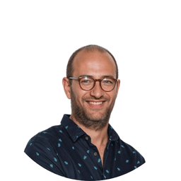 Ángel González